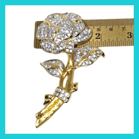 Vintage Oversized Gilded Crystal Pavé Rose Brooch by Nolan Miller, 1990s - Picture 4 of 11
